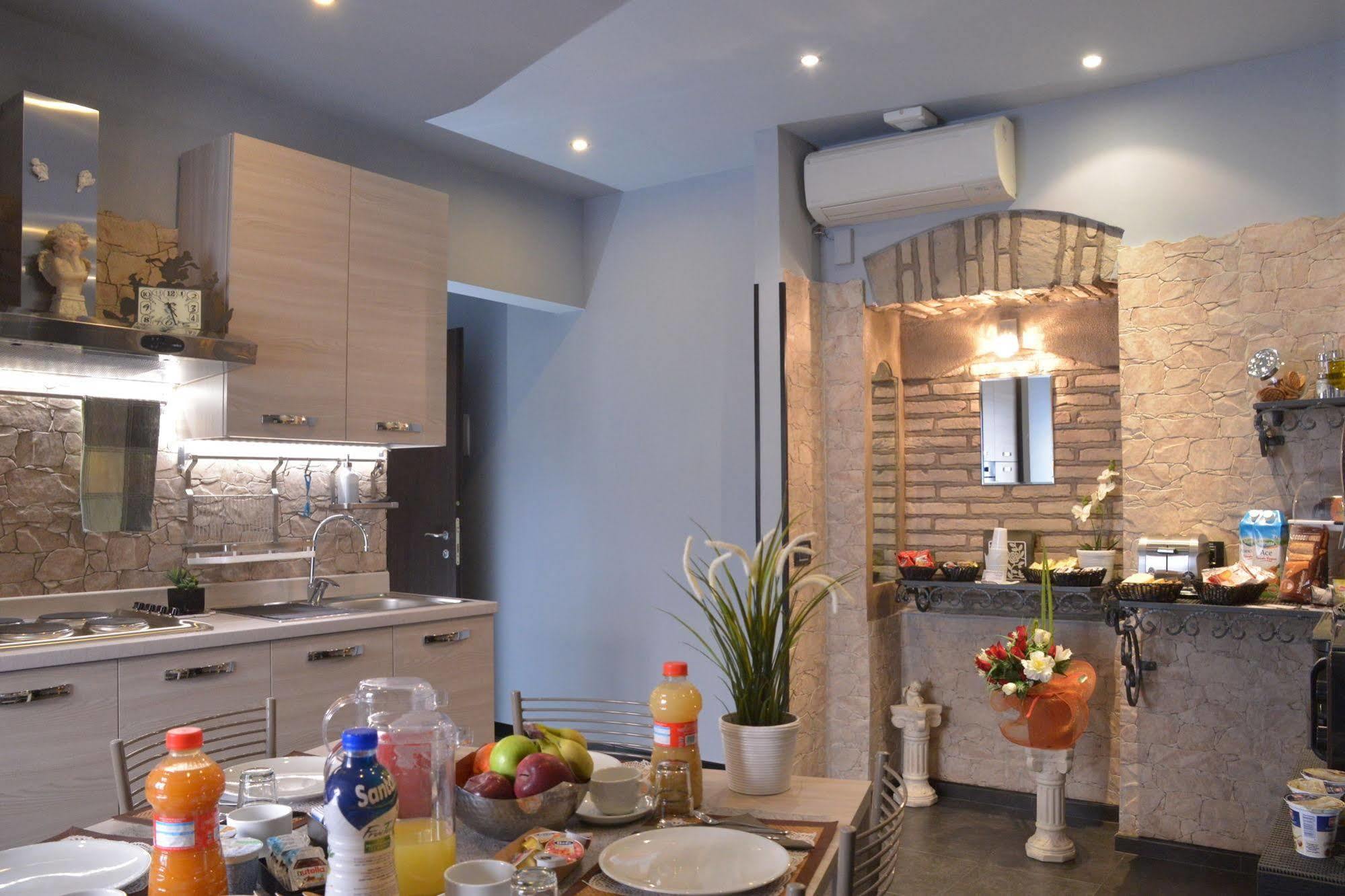 B&B La Casa Di Patty Рим Екстериор снимка
